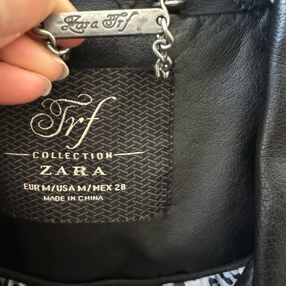 Zara Trafaluc Women's Jacket Black Asymmetric Zip Up Pockets Faux Leather Med - Picture 4 of 10